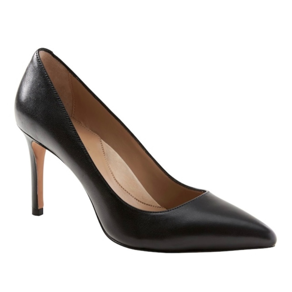 BANANA REPUBLIC Madison 12-Hour Pump, Black Leather, Size 10 1/2